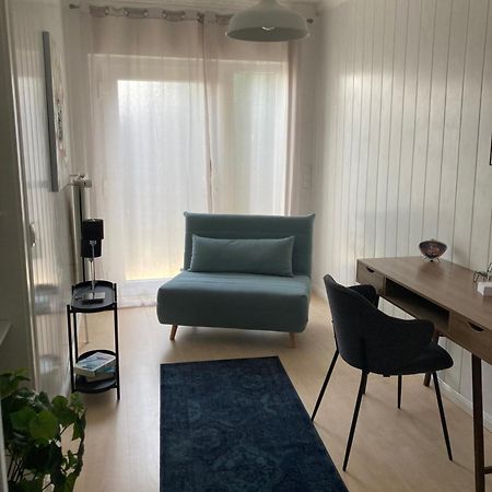 شقة Amselweg Am Waldrand Gelegen Netflix Eigener Carport Uvm تاونوسشتاين المظهر الخارجي الصورة